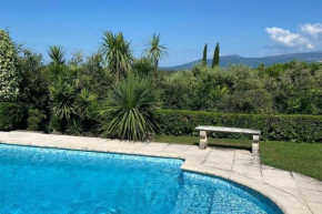  Spacious Villa in Valbonne with Swimming Pool  Вальбонн